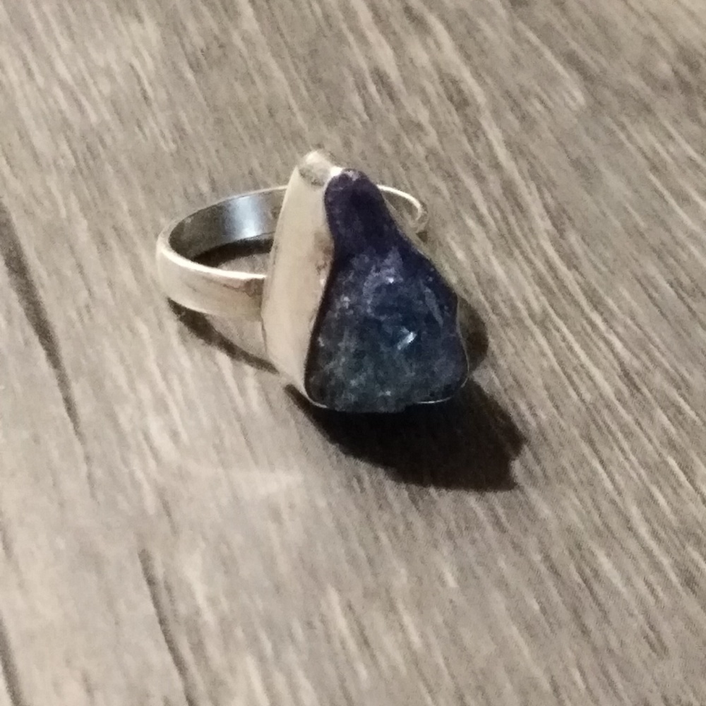 Triangle raw stone Tanzanite Sterling silver ring